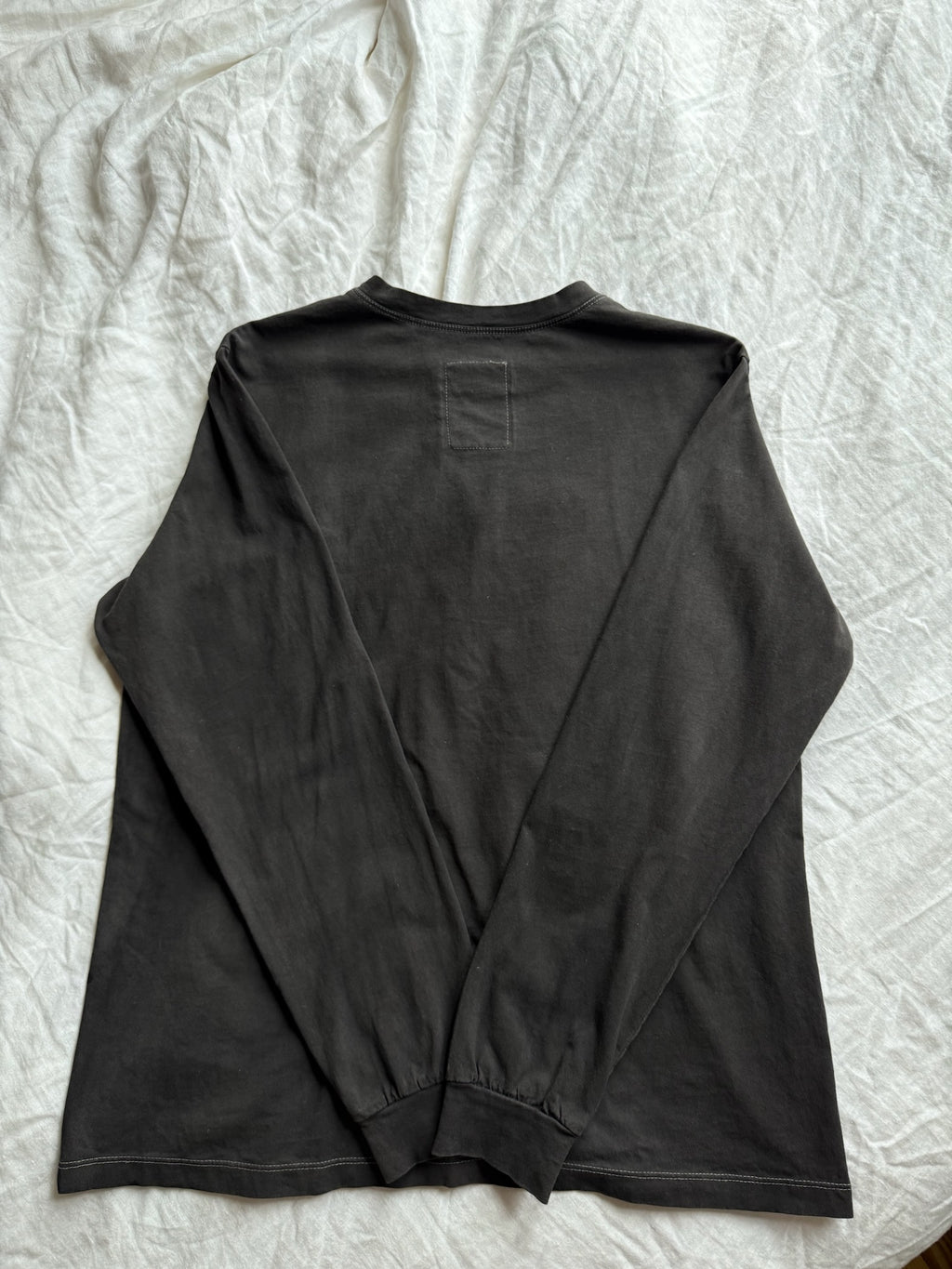 THE FRAME LONG SLEEVE in Mineral Black