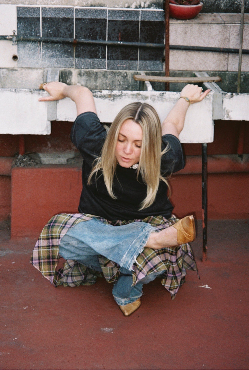 THE ORIGIN TEE in Mineral Black